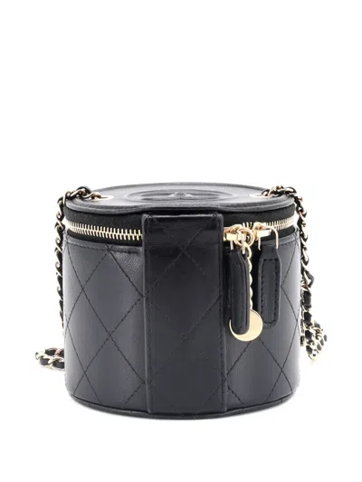 Pre-owned Chanel Cc Round Vanity Case With Chain Quilted Lambskin Mini Clutch Bag In Black