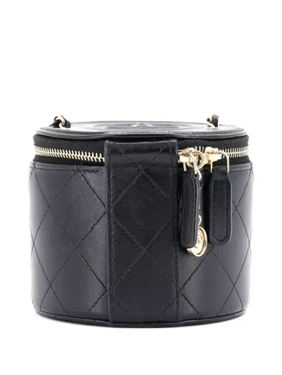 Pre-owned Chanel Cc Round Vanity Case With Chain Quilted Lambskin Mini Clutch Bag In Black