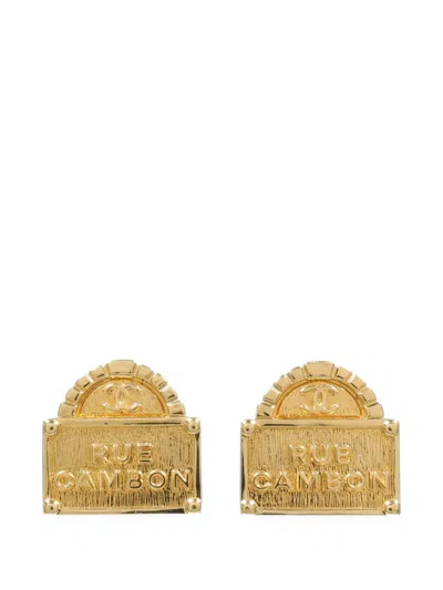 Pre-owned Chanel Cc Rue Cambon Plaque Earrings In Gold