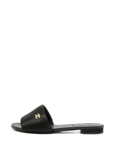 Pre-owned Chanel Cc Satin Sandals In Black