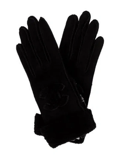 Pre-owned Chanel Cc Shearling Gloves W/ Tags In Black