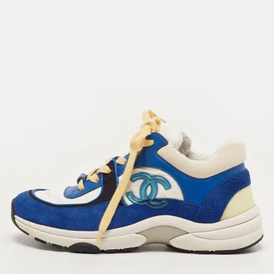 Pre-owned Chanel Cc Size 34.5 Blue/white Leather And Suede Low Top Sneakers