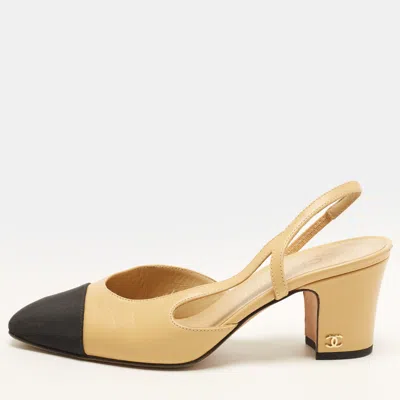 Pre-owned Chanel Cc Size 36 Beige/black Canvas And Leather Block Heel Slingback Pumps