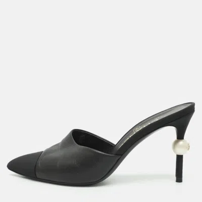 Pre-owned Chanel Cc Size 36 Black Canvas And Leather Pearl Heel Mules