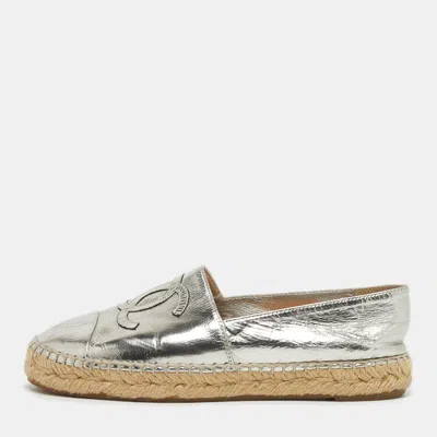Pre-owned Chanel Cc Size 36 Silver Foil Leather Cap Toe Espadrille Flats