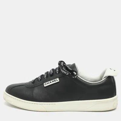 Pre-owned Chanel Cc Size 36.5 Black Leather Low Top Sneakers