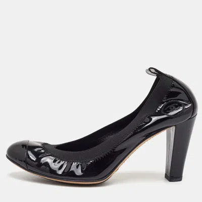 Pre-owned Chanel Cc Size 37 Black Patent Leather Cap Toe Scrunch Pumps