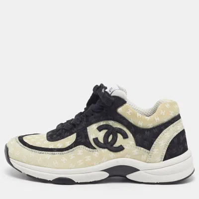 Pre-owned Chanel Cc Size 37 Black/white Suede Lace Up Sneakers