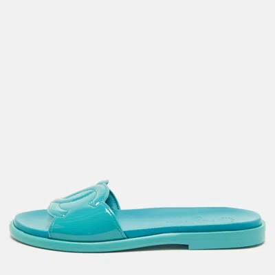 Pre-owned Chanel Cc Size 37 Blue Patent Leather Flat Slides