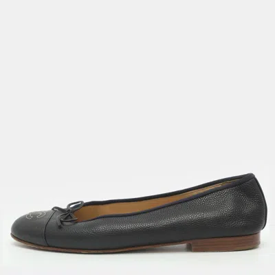 Pre-owned Chanel Cc Size 38 Dark Navy Leather Ballet Flats In Navy Blue