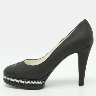 Pre-owned Chanel Cc Size 38.5 Black Leather And Nubuck Leather Chain Platform Pumps