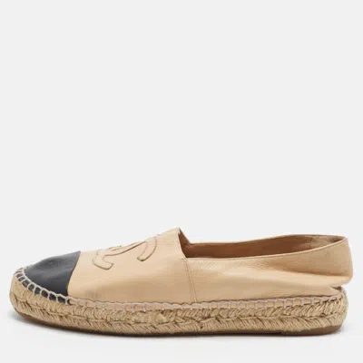 Pre-owned Chanel Cc Size 39 Beige/black Leather Cap Toe Espadrille Flats