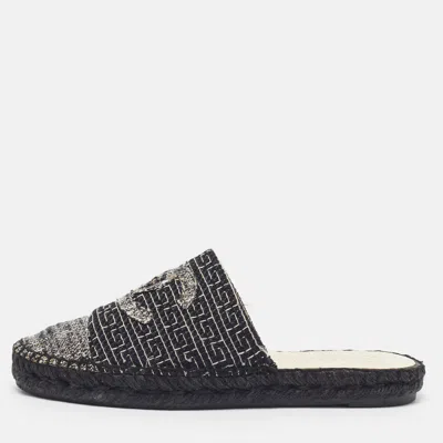 Pre-owned Chanel Cc Size 39 Black/white Tweed Espadrille Flat Mules