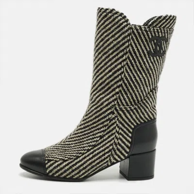 Pre-owned Chanel Cc Size 39 Grey/black Tweed And Leather Mid Calf Boots In Gray