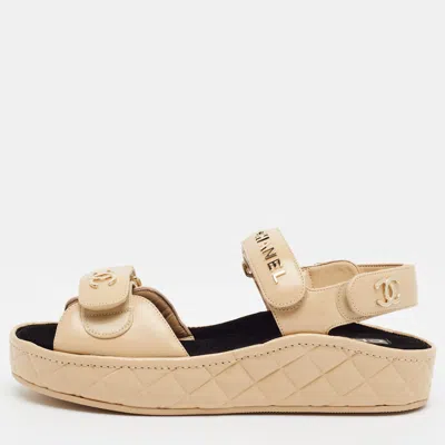 Pre-owned Chanel Cc Size 40 Beige Leather Platform Sandals