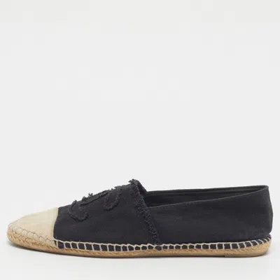 Pre-owned Chanel Cc Size 40 Beige/black Canvas Espadrille Flats