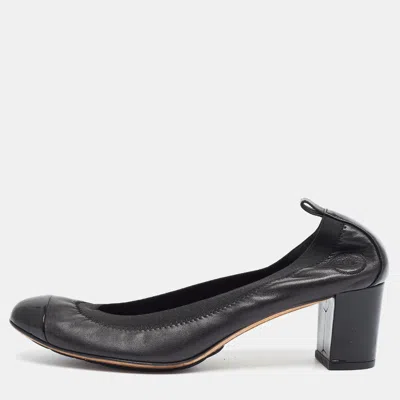Pre-owned Chanel Cc Size 40 Black Leather And Patent Leather Block Heel Pumps