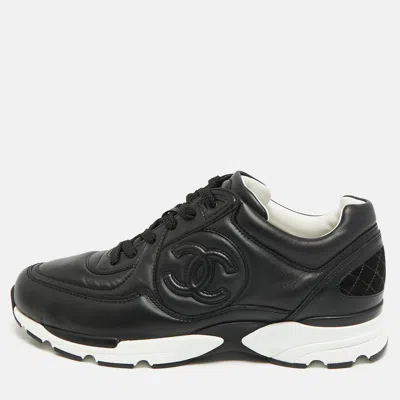 Pre-owned Chanel Cc Size 40 Black Leather And Suede Low Top Sneakers
