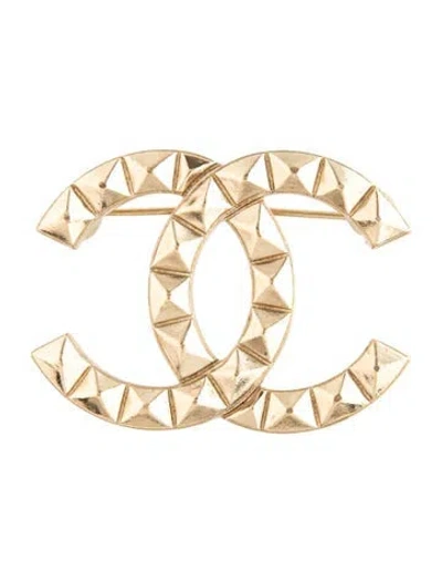 Pre-owned Chanel Cc Stud Brooch In Multicolor