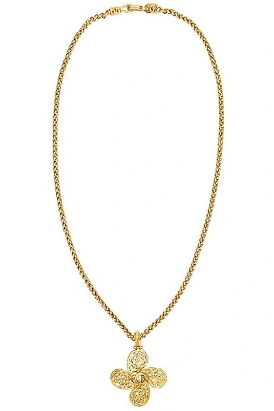 Pre-owned Chanel Coco Mark Necklace In Gold