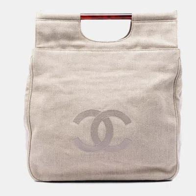 Pre-owned Chanel Cc Tortoise Handle Neutrals Canvas Tote Bag In Beige