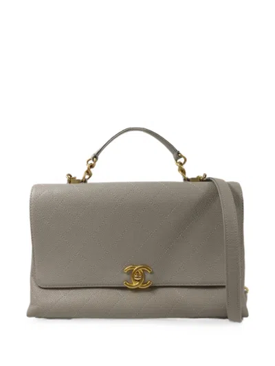 Pre-owned Chanel Cc Turn-lock Chain Shoulder Bag In Grey