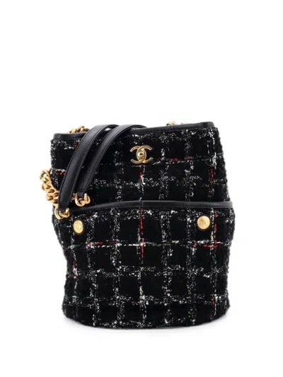 Pre-owned Chanel Cc Turnlock Chain Tote Quilted Tweed Small Bucket Bag In Black