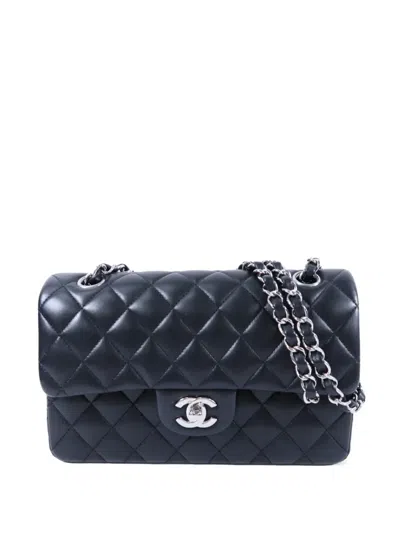 Pre-owned Chanel Cc Turn-lock Classic Shoulder Bag In Black