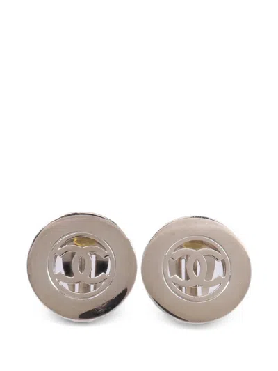 Pre-owned Chanel Cc Turn-lock Earrings In Silver