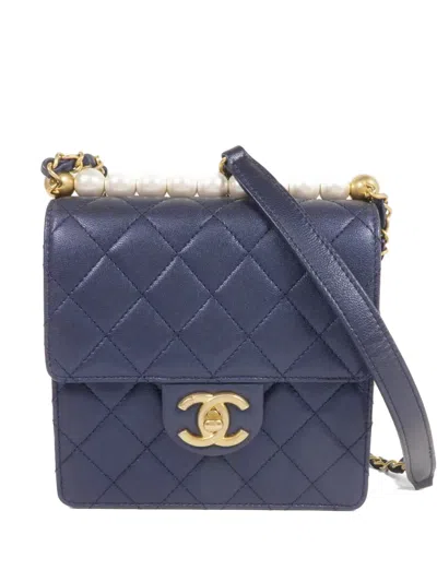 Pre-owned Chanel Cc Turn-lock Leather Shoulder Bag In Blue