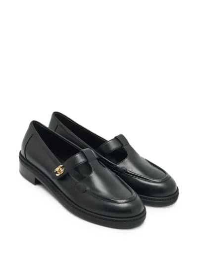 Pre-owned Chanel Cc Turn-lock Loafers In Black