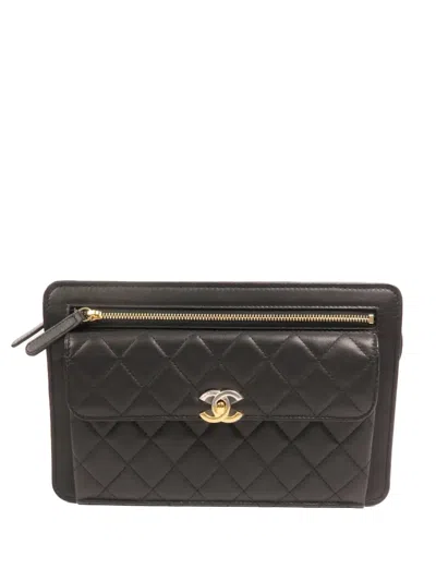 Pre-owned Chanel Cc Turn-lock Quilted Clutch Bag In Black