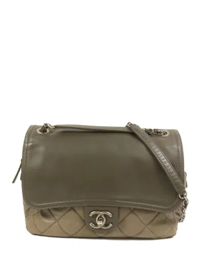 Pre-owned Chanel Cc Turn-lock Quilted Shoulder Bag In Neutral