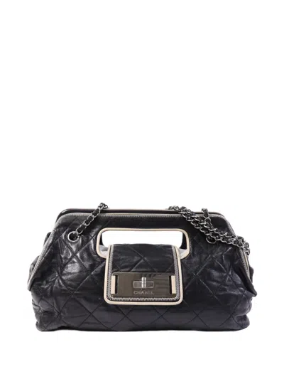 Pre-owned Chanel Cc Turn-lock Shoulder Bag In Black
