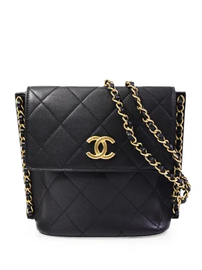 Pre-owned Chanel Cc Turn-lock Shoulder Bag In Black