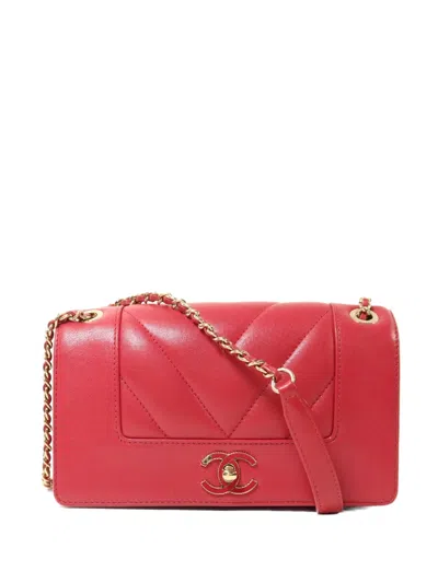 Pre-owned Chanel Cc Turn-lock Shoulder Bag In Red