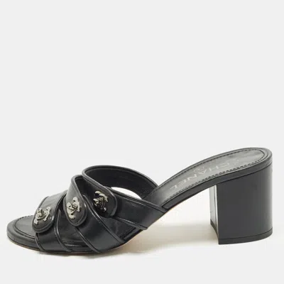 Pre-owned Chanel Cc Turnlock Size 39 Black Leather Slide Sandals
