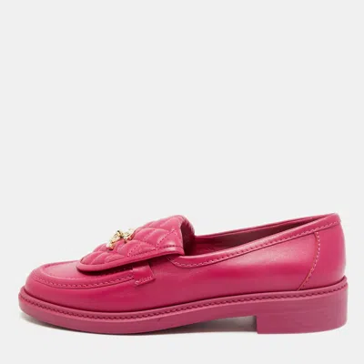 Pre-owned Chanel Cc Turnlock Size 39.5 Pink Quilted Leather Loafers