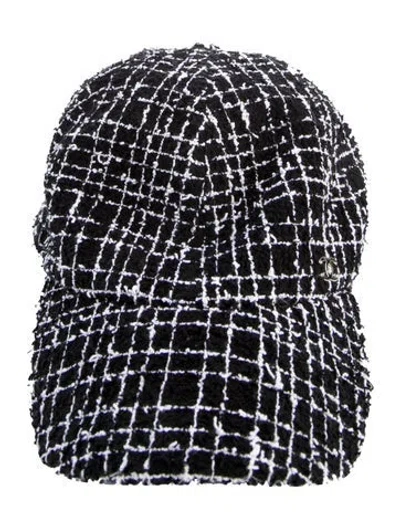 Pre-owned Chanel Cc Tweed Baseball Cap In Black