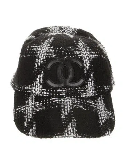 Pre-owned Chanel Cc Tweed Cap In Multi