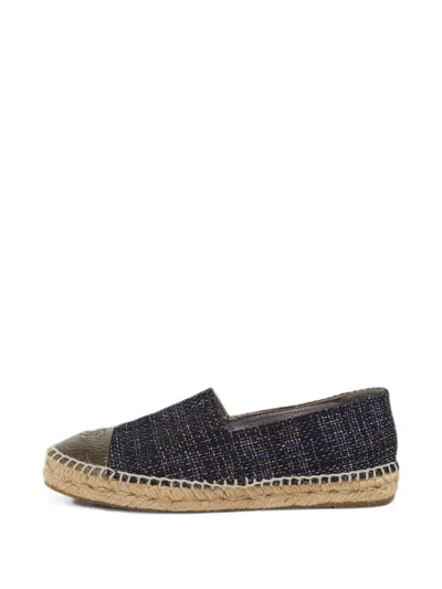 Pre-owned Chanel Cc Tweed Espadrilles In Black