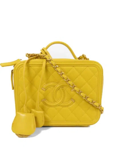 Pre-owned Chanel Cc Vanity Case Tote Bag In Yellow