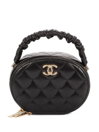Chanel Cc Vanity Caser Tote Bag In Black