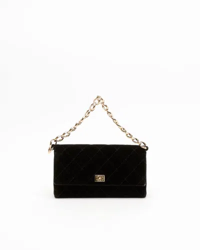 Pre-owned Chanel Cc Velour Chain Bag In Black
