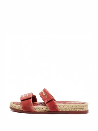 Pre-owned Chanel Cc Velvet Sandals In Red
