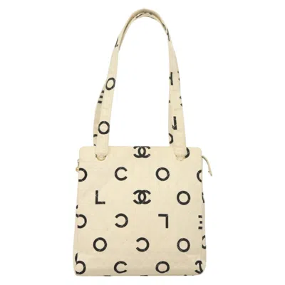 Pre-owned Chanel Cc White Canvas Tote Bag ()