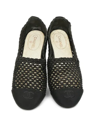 Pre-owned Chanel Cc-logo Ballet Flats In Black