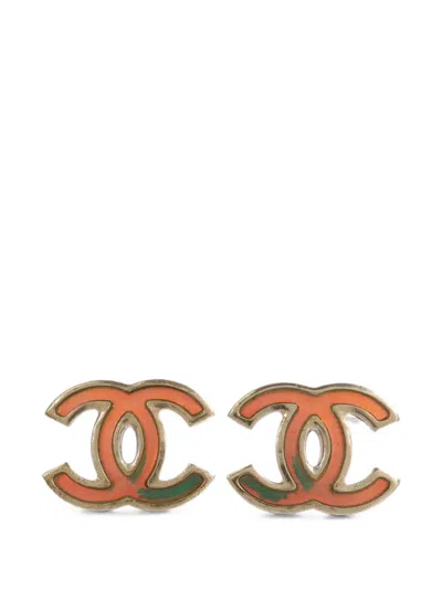 Pre-owned Chanel Cc-logo Enamel Stud Earrings In Gold