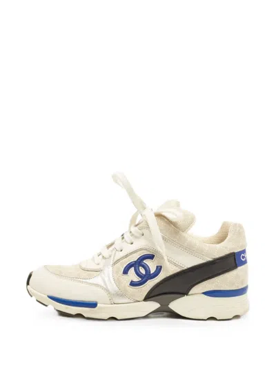 Pre-owned Chanel Cc-logo Low-top Sneakers In Neutrals