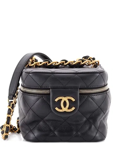Pre-owned Chanel Chain Bar Vanity Case With Chain Quilted Calfskin Small Crossbody Bag In Black